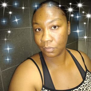 Meet your Posher, Jenesia